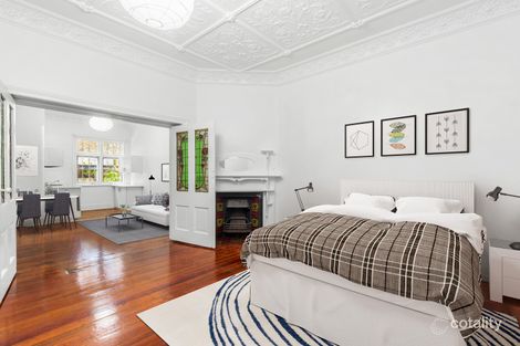 1/21 MOORE PARK RD, CENTENNIAL PARK, NSW 2021