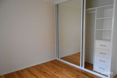 66 Belmont Rd, Glenfield, NSW 2167