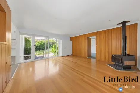 Property photo of 98 Anzac Park Campbell ACT 2612