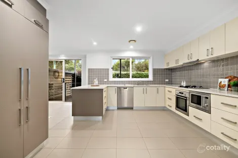 Property photo of 6 Peeler Place Gowrie ACT 2904