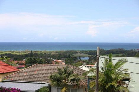 Property photo of 12 Parr Avenue North Curl Curl NSW 2099