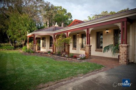 11 Poinciana Pl, Wanneroo, WA 6065