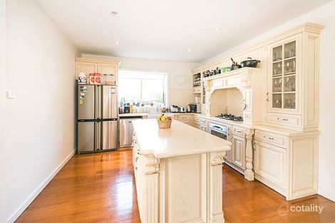 Property photo of 22 Nepean Avenue Hampton East VIC 3188