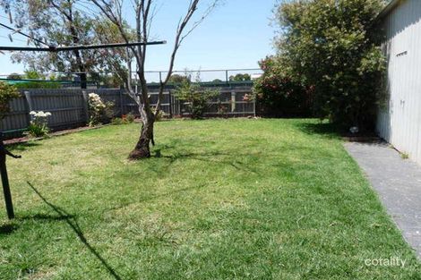 Property photo of 61 Northleigh Avenue Craigieburn VIC 3064