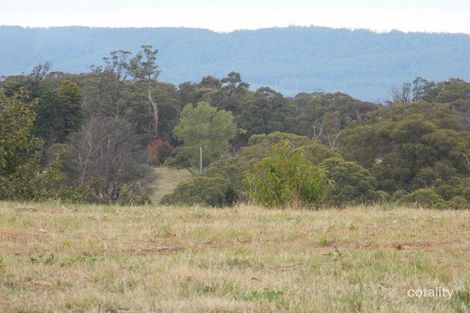 6 Edward Staff Dr, Kinglake, VIC 3763