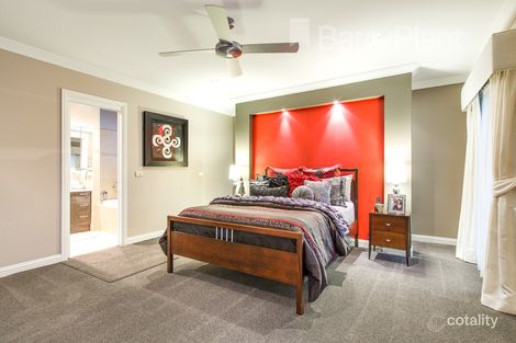 Property photo of 9 Pioneers Crescent Pakenham VIC 3810