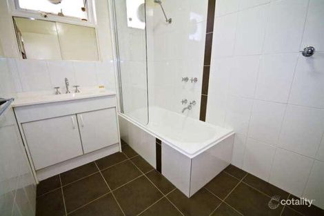 Property photo of 2/12 Auburn Grove Hawthorn East VIC 3123