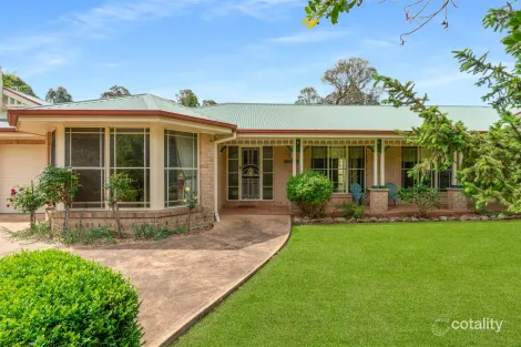 46 Highland Dr, Bowral, NSW 2576