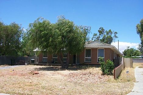 18 Hefron Way, Parmelia, WA 6167