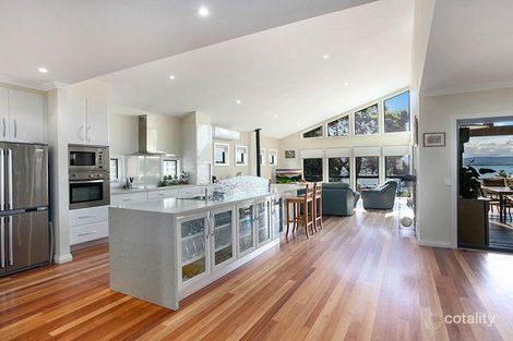 Property photo of 15 Newton Crescent Oak Flats NSW 2529