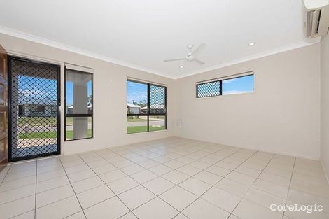 Property photo of 26 Limerick Way Mount Low QLD 4818