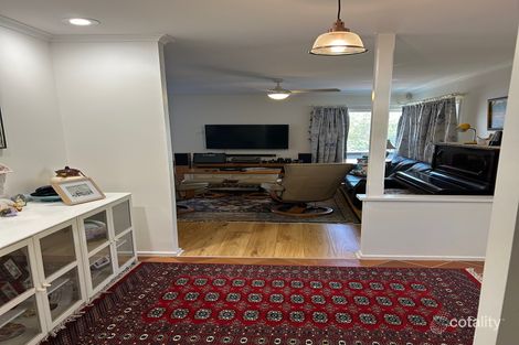 Property photo of 9 Outlook Drive Aberfoyle Park SA 5159