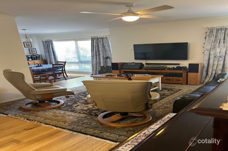 Property photo of 9 Outlook Drive Aberfoyle Park SA 5159