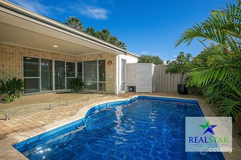658b Beach Rd, Hamersley, WA 6022