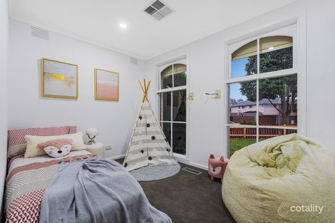 Property photo of 35 Chartwell Drive Wantirna VIC 3152