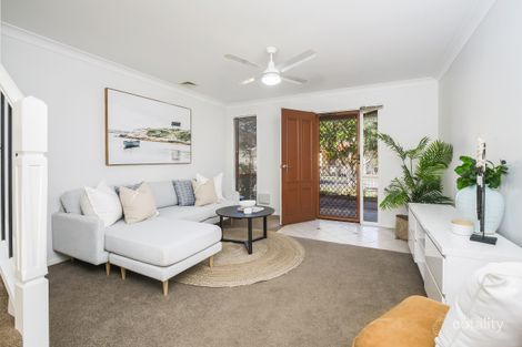 Property photo of 36 Wingello Crescent Wyoming NSW 2250