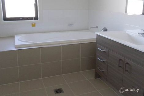 Property photo of 64 Coach Drive Voyager Point NSW 2172