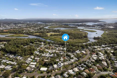 18 Sunset Dr, Noosa Heads, QLD 4567