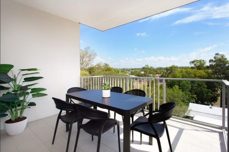 Property photo of 5J/54 Lincoln Street Greenslopes QLD 4120