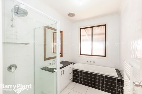Property photo of 13 Saunders Close Mount Pleasant VIC 3350