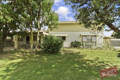 Property photo of 25 Mulcare Street Nar Nar Goon VIC 3812
