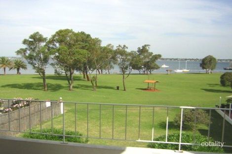 4/18 The Avenue, Crawley, WA 6009