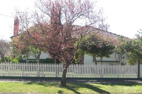 6 Southernhay St, Reservoir, VIC 3073