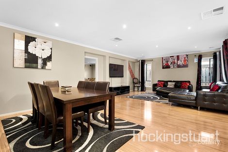 Property photo of 2 Allan Court Truganina VIC 3029