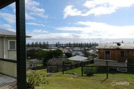 9 Campbells Lane, Yamba, NSW 2464