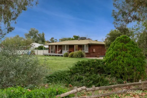 13-15 Victoria St, Howlong, NSW 2643