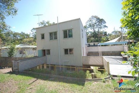 19 Yeerinbool Ct, Arana Hills, QLD 4054