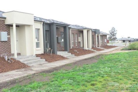 Property photo of 10 Stoke Circuit Wollert VIC 3750