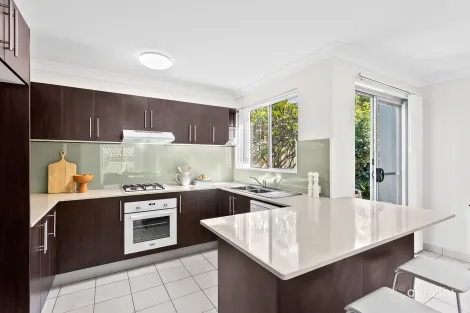 2/72 Duke St, Woonona, NSW 2517