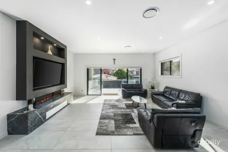 Property photo of 14 Wren Street Condell Park NSW 2200