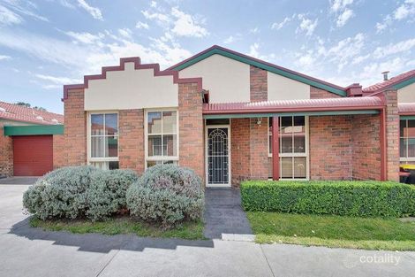 Property photo of 2/2-4 Olive Grove Parkdale VIC 3195