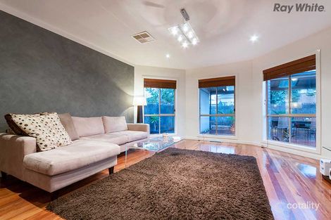 Property photo of 5 Marrowie Place Taylors Hill VIC 3037