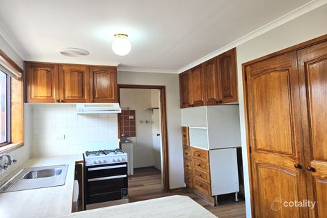 Property photo of 4 Sundown Court Narre Warren VIC 3805