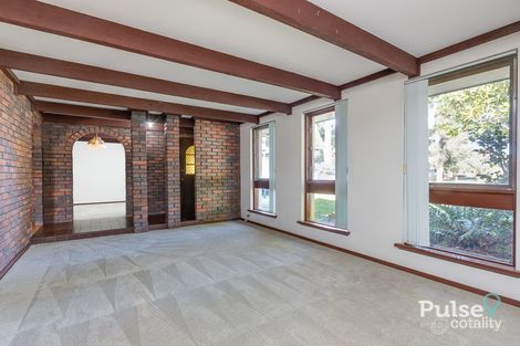 Property photo of 3 Tuscan Place Rossmoyne WA 6148