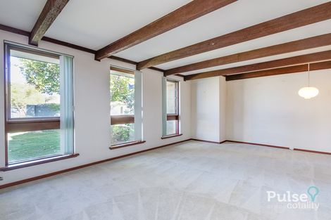Property photo of 3 Tuscan Place Rossmoyne WA 6148
