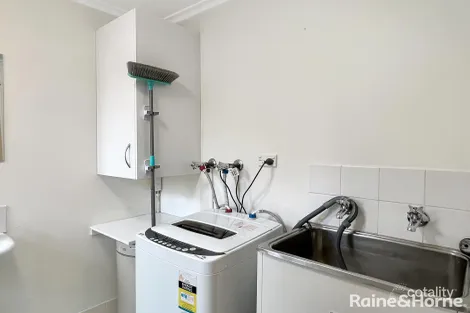 Property photo of 19/22 Mowatt Street Queanbeyan East NSW 2620