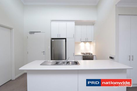 16/31 Malata Cres, Success, WA 6164