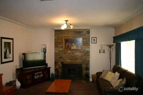 Property photo of 22 Douglas Avenue Swan Hill VIC 3585
