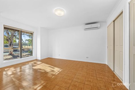 Property photo of 1 Whitmore Place Hillside VIC 3037