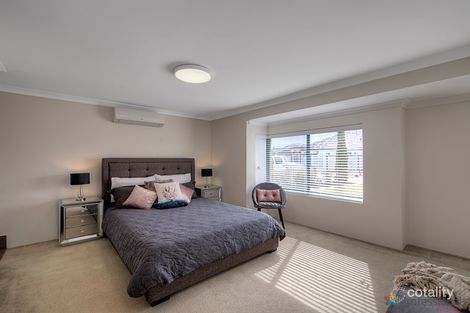 Property photo of 14 Limerick Loop Wattle Grove WA 6107