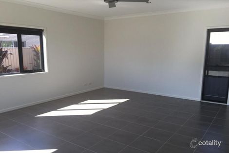 Property photo of 10 Elizabeth Crescent Varsity Lakes QLD 4227