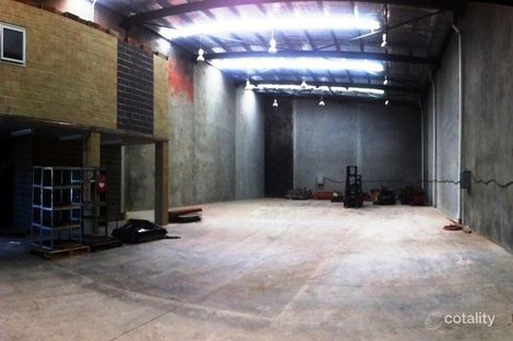 3 Nursery Rd, Campbelltown, NSW 2560