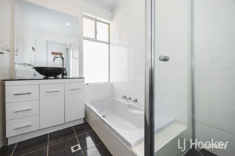 Property photo of 11 Galleon Place Yanchep WA 6035