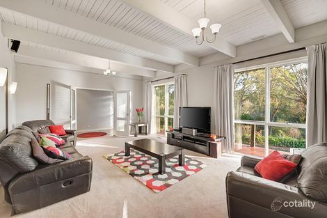 Property photo of 70 Williams Road Park Orchards VIC 3114