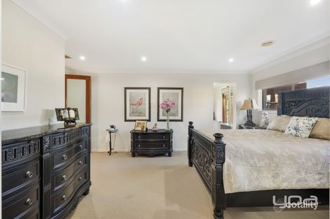 Property photo of 32 Woodlea Boulevard Aintree VIC 3336