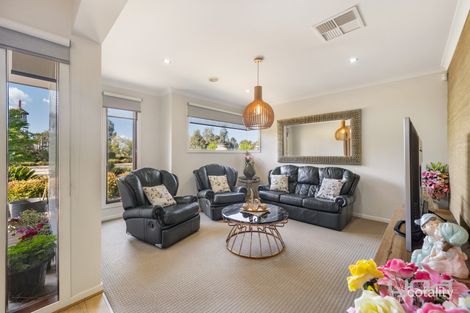 Property photo of 32 Woodlea Boulevard Aintree VIC 3336